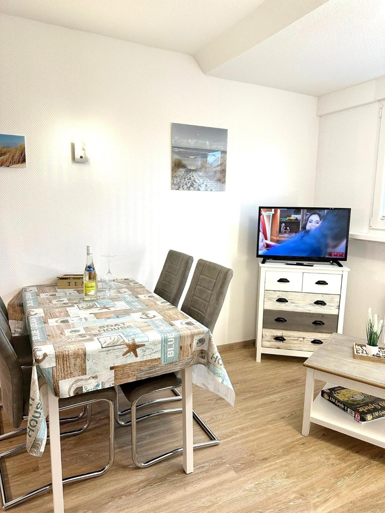 Ferienwohnung Haus Boje "Knurrhahn" Neuharlingersiel Extérieur photo